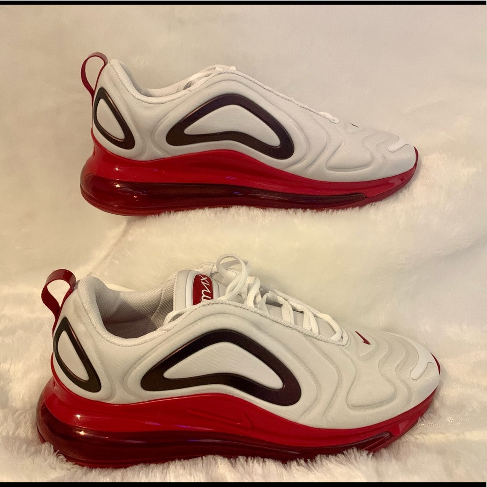 NIKE AIRMAX 720